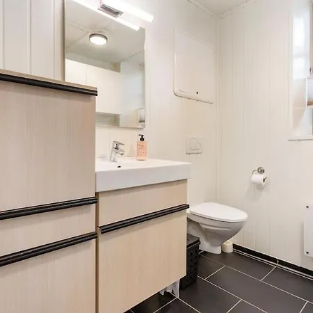 Appartement New! Super Apt! Close To Everything!