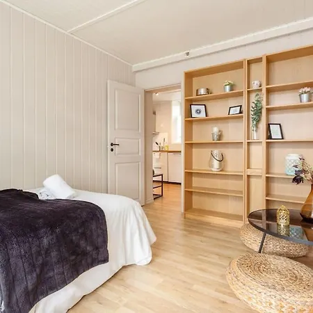 New! Super Apt! Close To Everything! Bergen